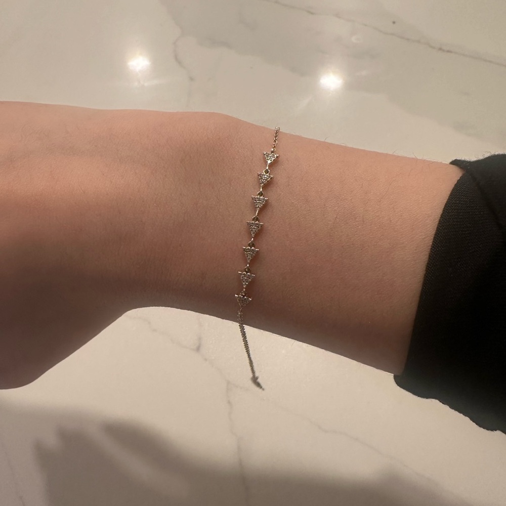 Elegant 14K gold with diamonds Bracelet